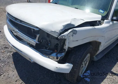 2005 Chevrolet Suburban 1500 Lt from USA, damaged, VIN 3GNEC16Z65G270000